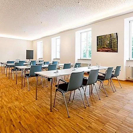 Kurhaus Hotel 3*