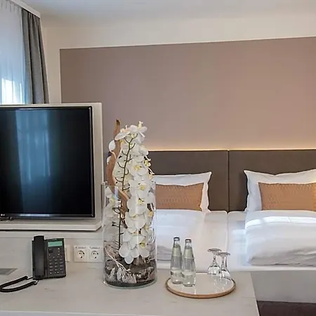 Kurhaus 3*
